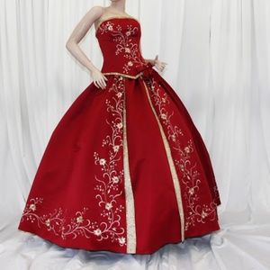 Red Ball gown dress (sweet 16 or quincenera)